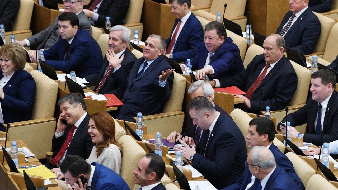 Что предложили запретить российские депутаты в ответ на санкции. Полный список