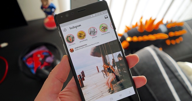 В Instagram добавили функцию покупки товаров