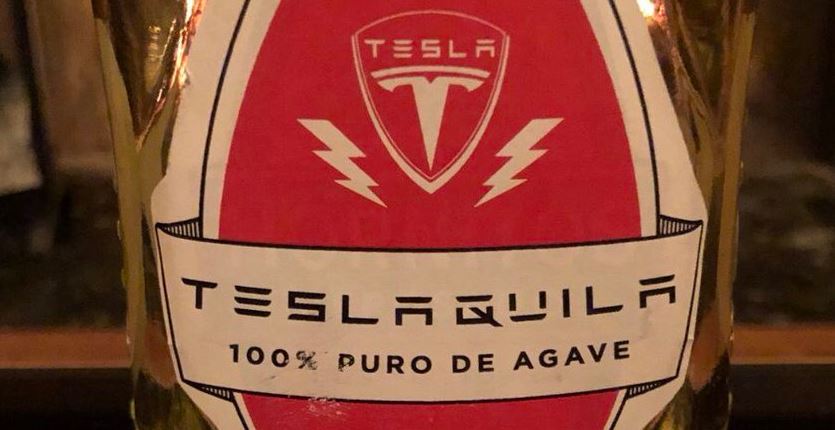 Tesla может выпустить текилу под собственным брендом