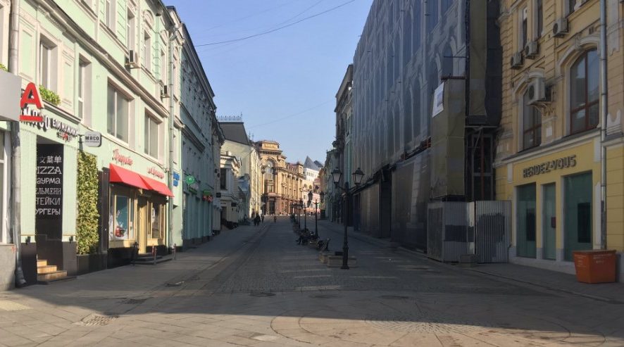 В Москве и Подмосковье запретили выходить из дома, кроме походов в магазин и на работу