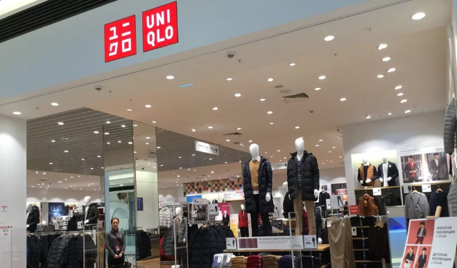 Uniqlo сократит розничную сеть в России и закроет часть магазинов