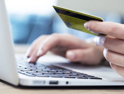 Объем e-commerce в России в 2025 году увеличился на 28% и превысил 11 трлн рублей